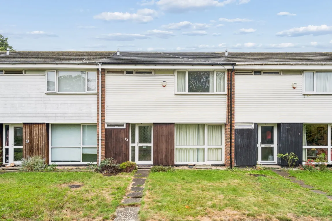 3 bed house for sale, Lingfield Close, Northwood, HA6