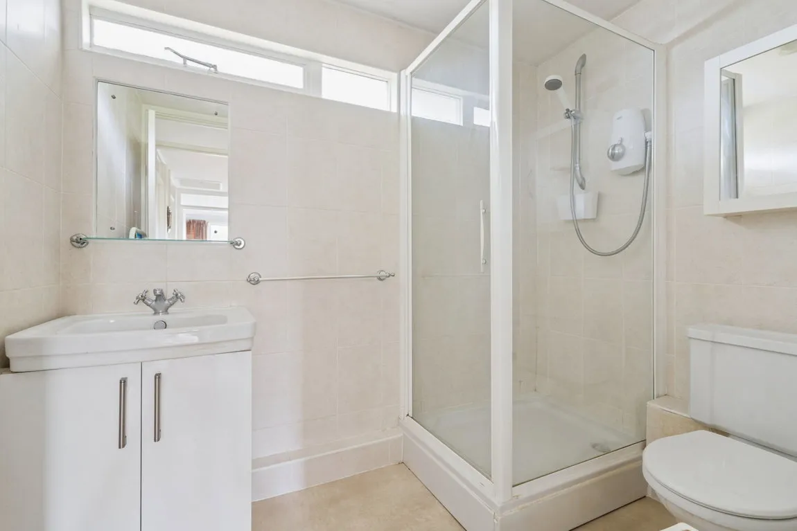 Lingfield Close, Northwood, HA6, photo 7