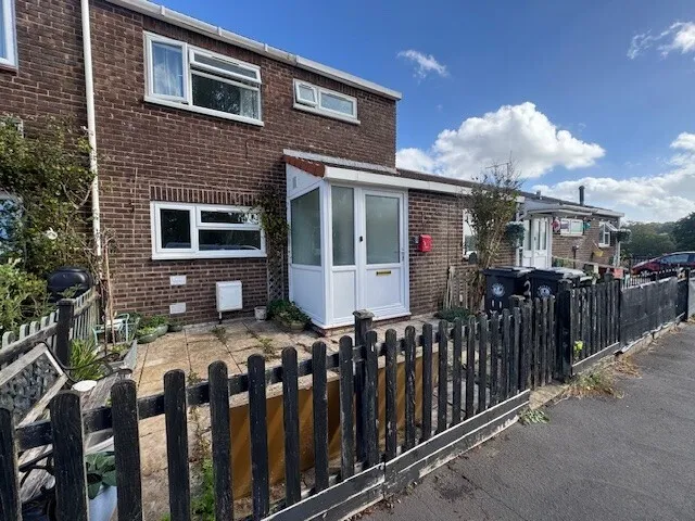 3 bed property to rent, Cerney Lane, BS11