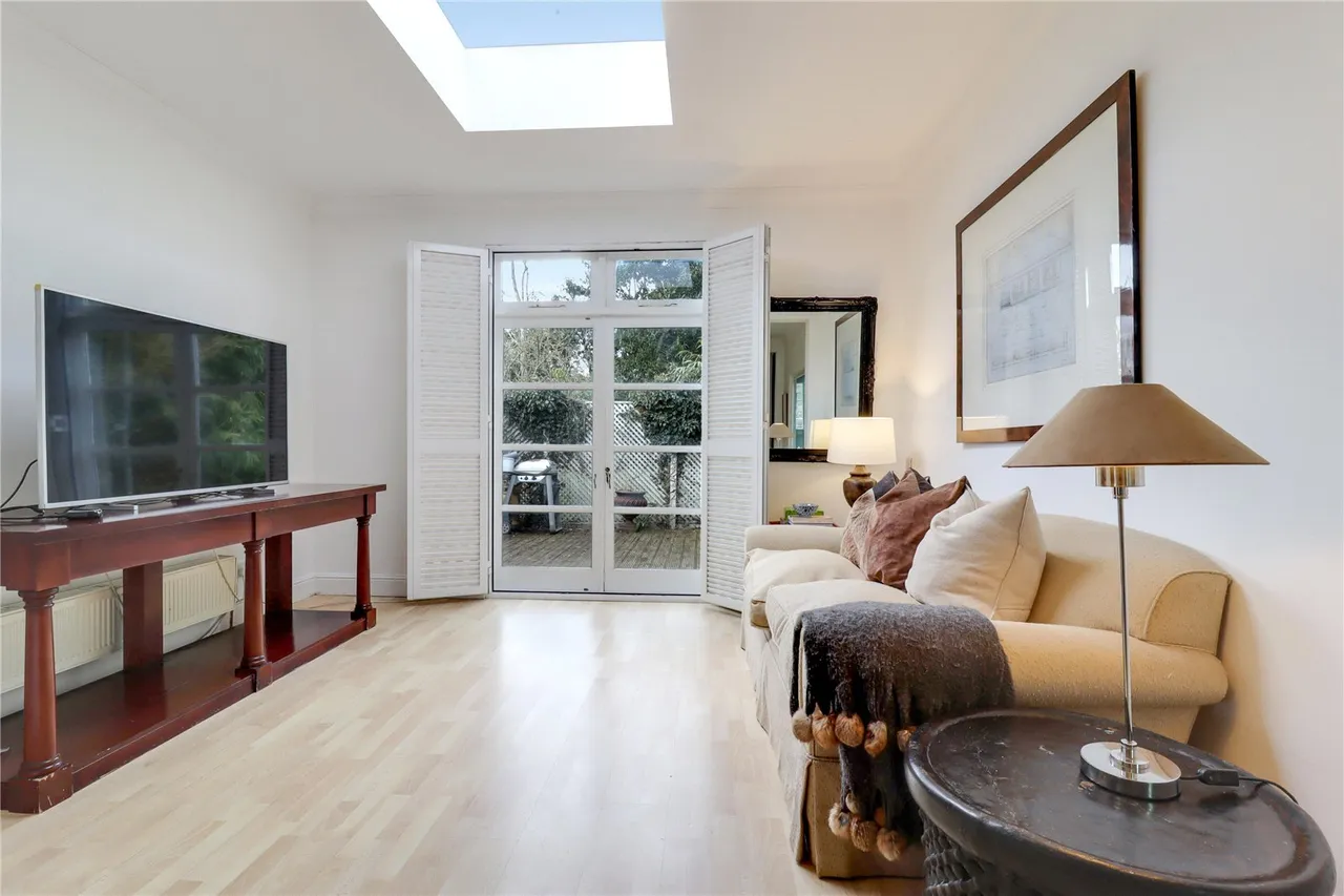 Kennel Lane, Windlesham, Surrey, GU20 6AA, photo 4