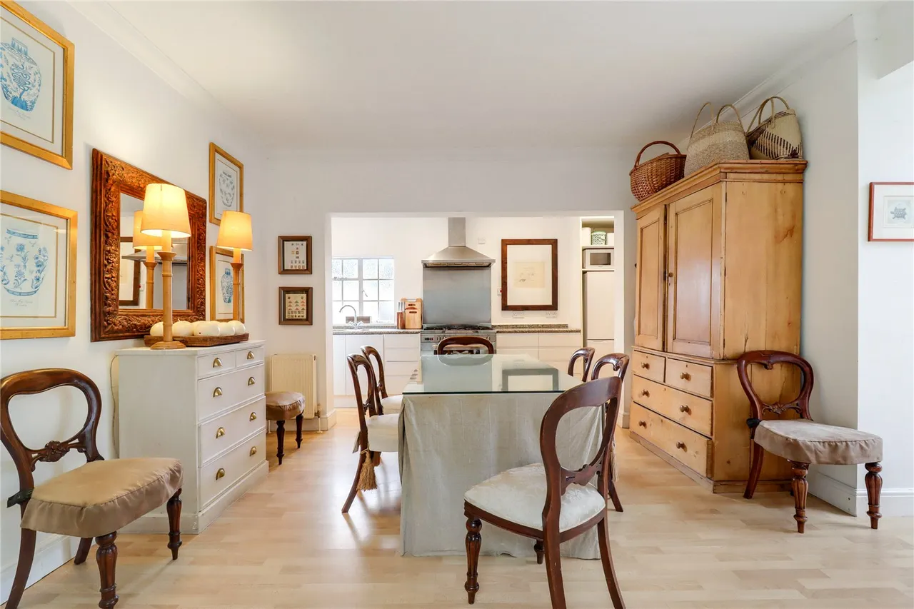 Kennel Lane, Windlesham, Surrey, GU20 6AA, photo 6