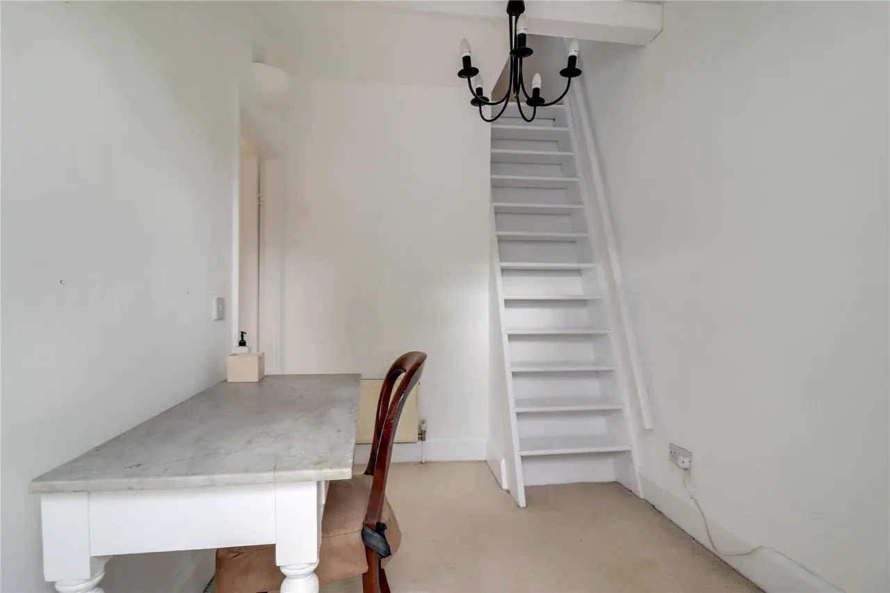 Kennel Lane, Windlesham, Surrey, GU20 6AA, photo 18