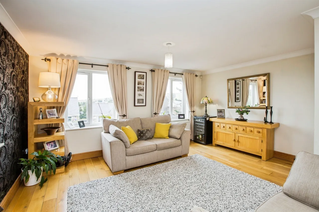Whitemoor Way, Denholme, BD13, photo 6