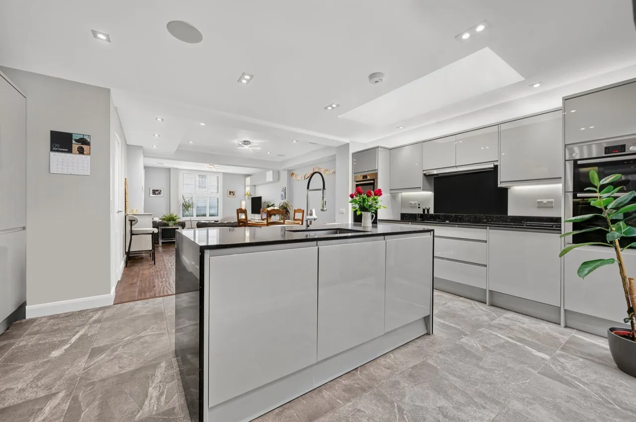 Harmood Street, London, NW1, photo 7
