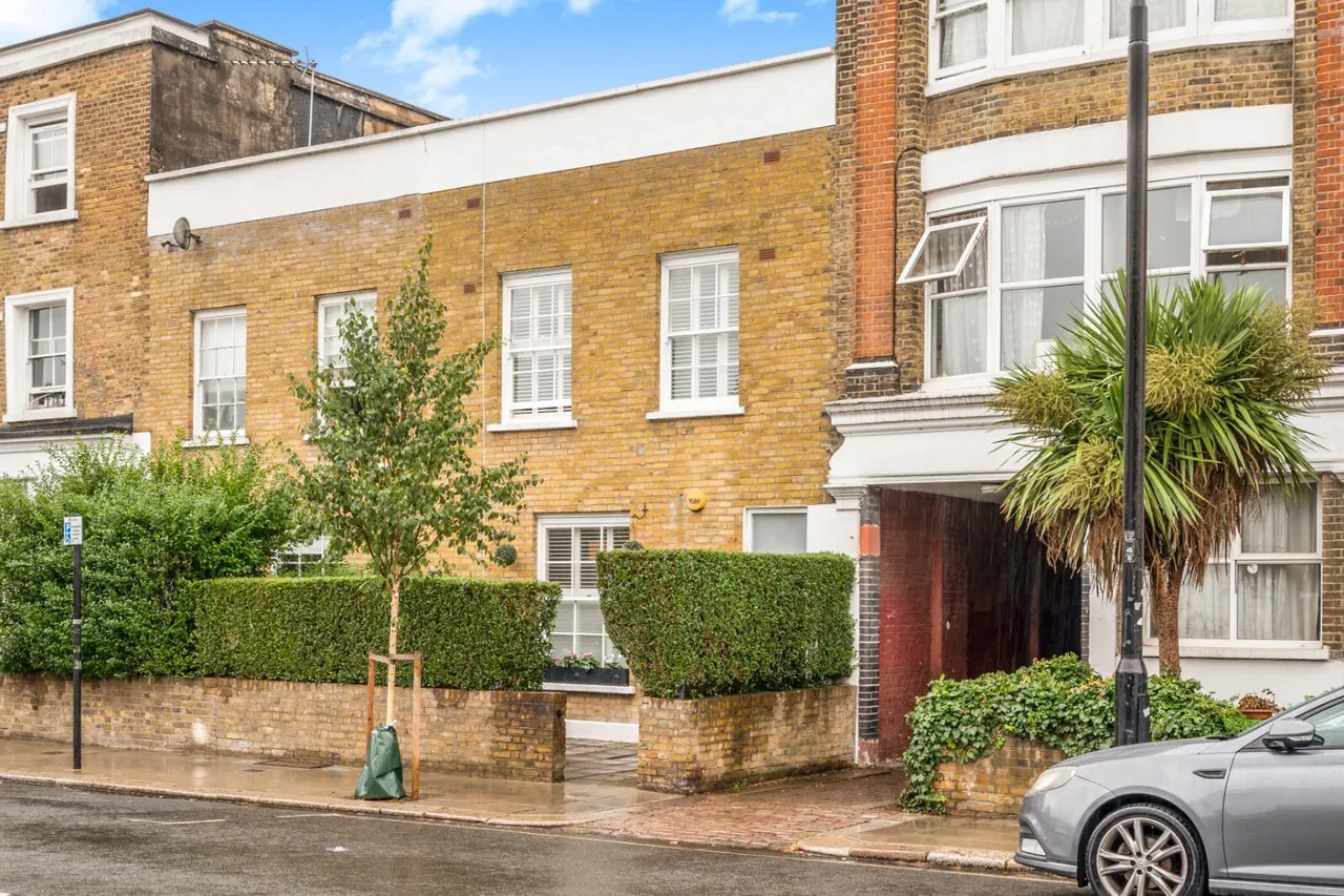 Harmood Street, London, NW1, photo 2