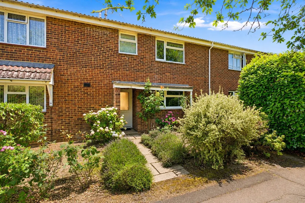 3 bed house for sale, Cheriton Close, St. Albans, AL4