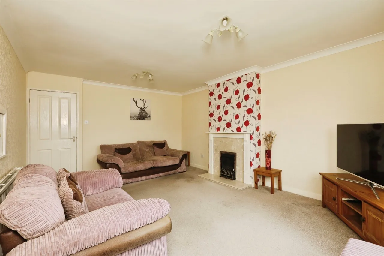 Ulverston Avenue, Askern, Doncaster, photo 6