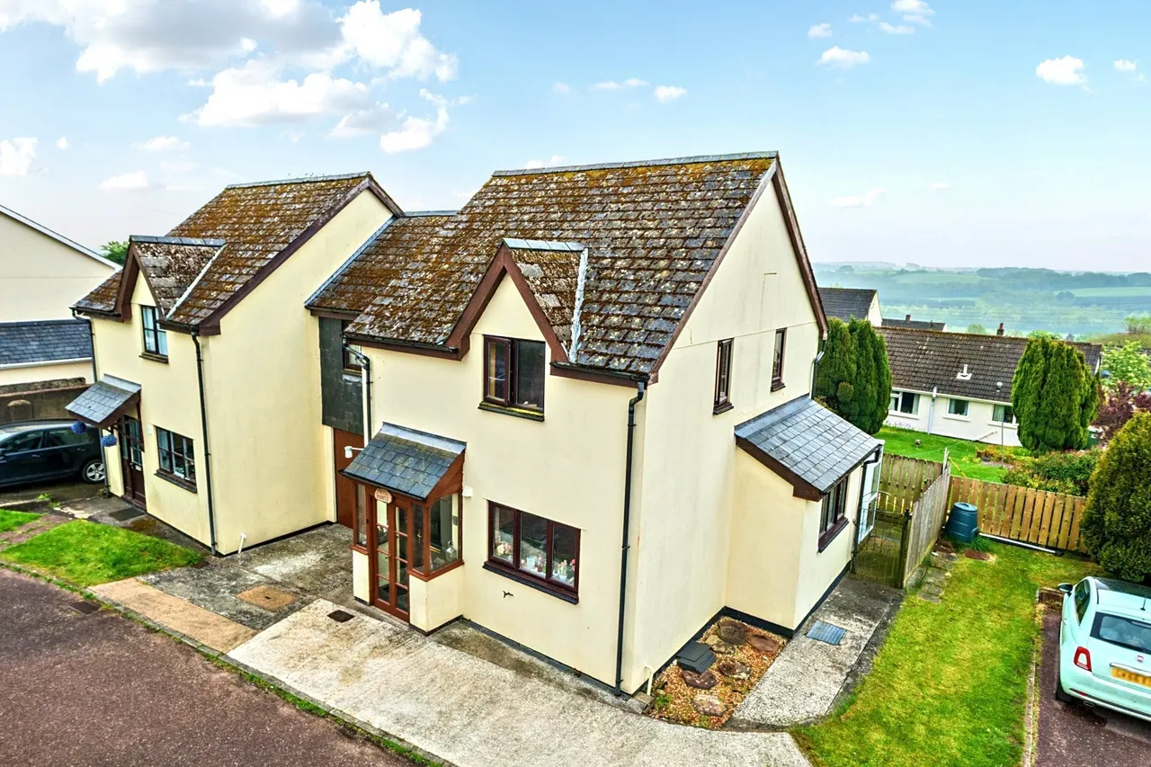 3 bed property for sale, Forge End, Winkleigh, EX19