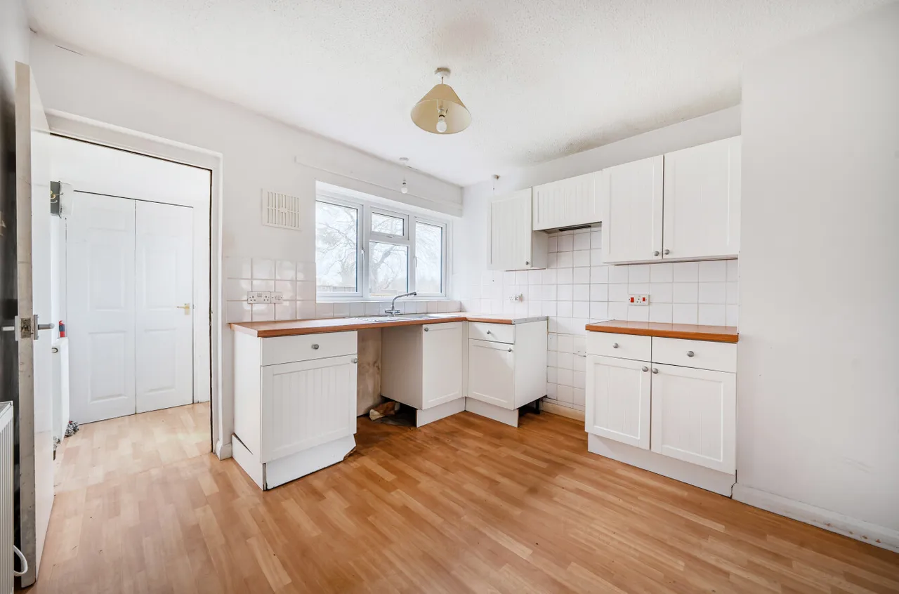 Cobbles Close, Sutton Scotney, SO21, photo 2