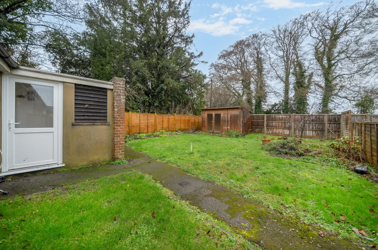 Cobbles Close, Sutton Scotney, SO21, photo 11
