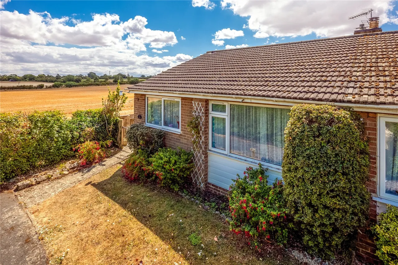 2 bed house for sale, Dashwood Rise, Duns Tew, OX25
