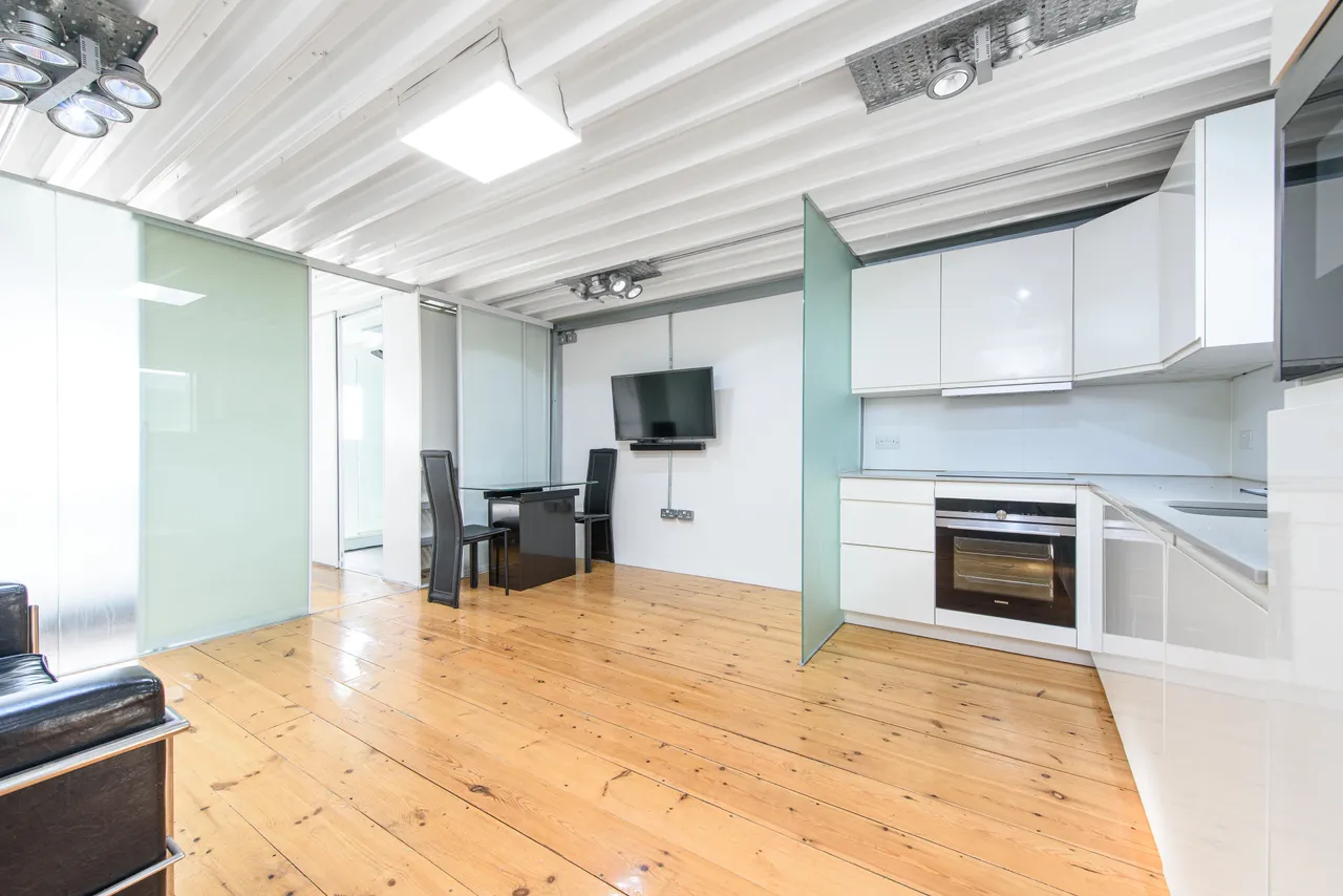 1 bed flat for sale — Flat 7, 1 Scout Way, LONDON