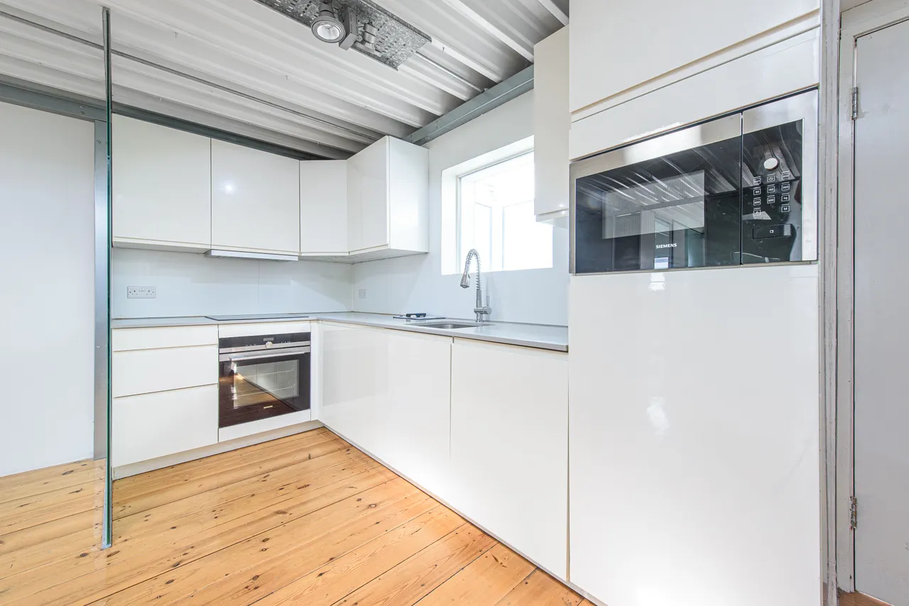 Flat 7, 1 Scout Way, LONDON, photo 4
