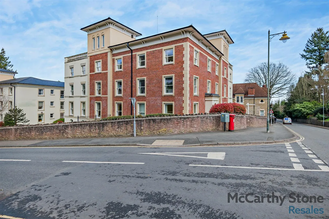 Victoria Road, Malvern, WR14, photo 2
