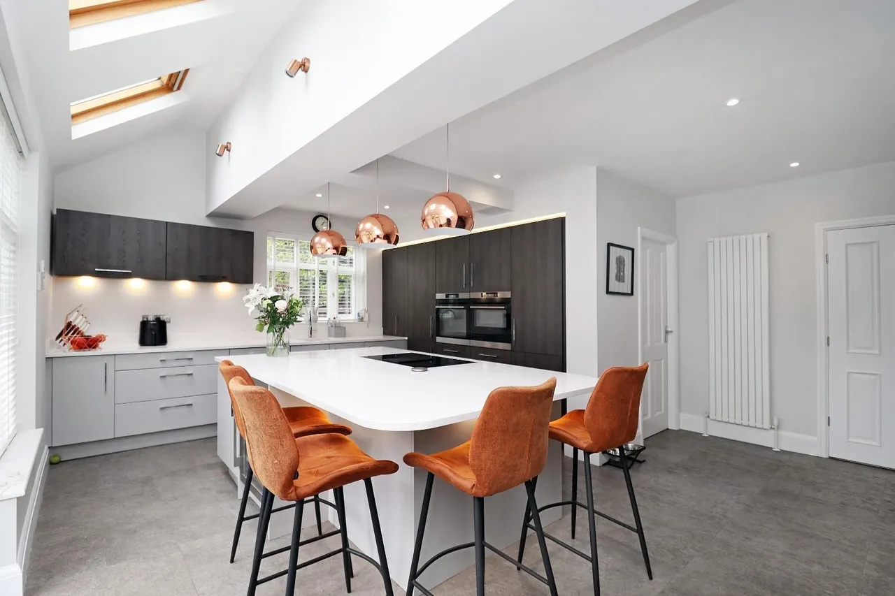 Woodhead Road, Hale, Cheshire WA15 9LD, photo 14