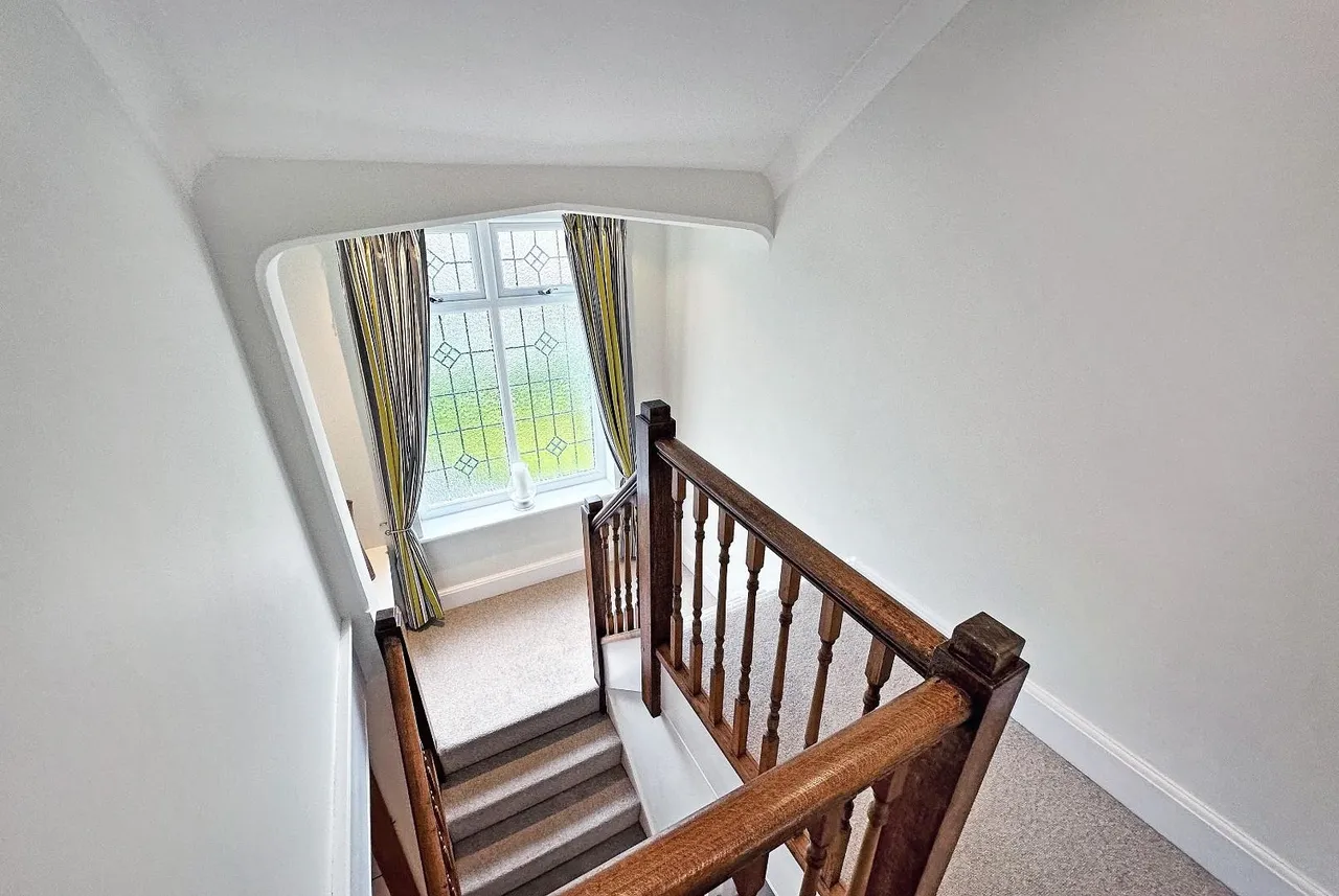Woodhead Road, Hale, Cheshire WA15 9LD, photo 34