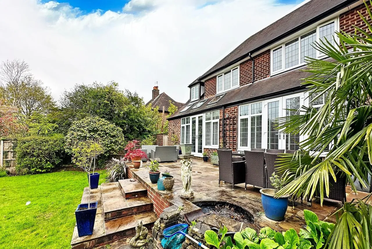Woodhead Road, Hale, Cheshire WA15 9LD, photo 29