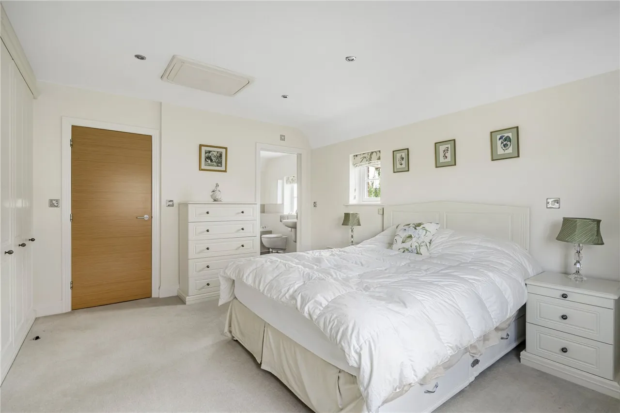 Hernes Oak, Chinnor, OX39, photo 13