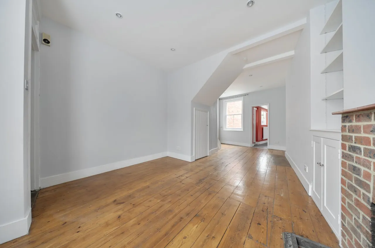 Caledonian Road, Chichester, PO19, photo 4