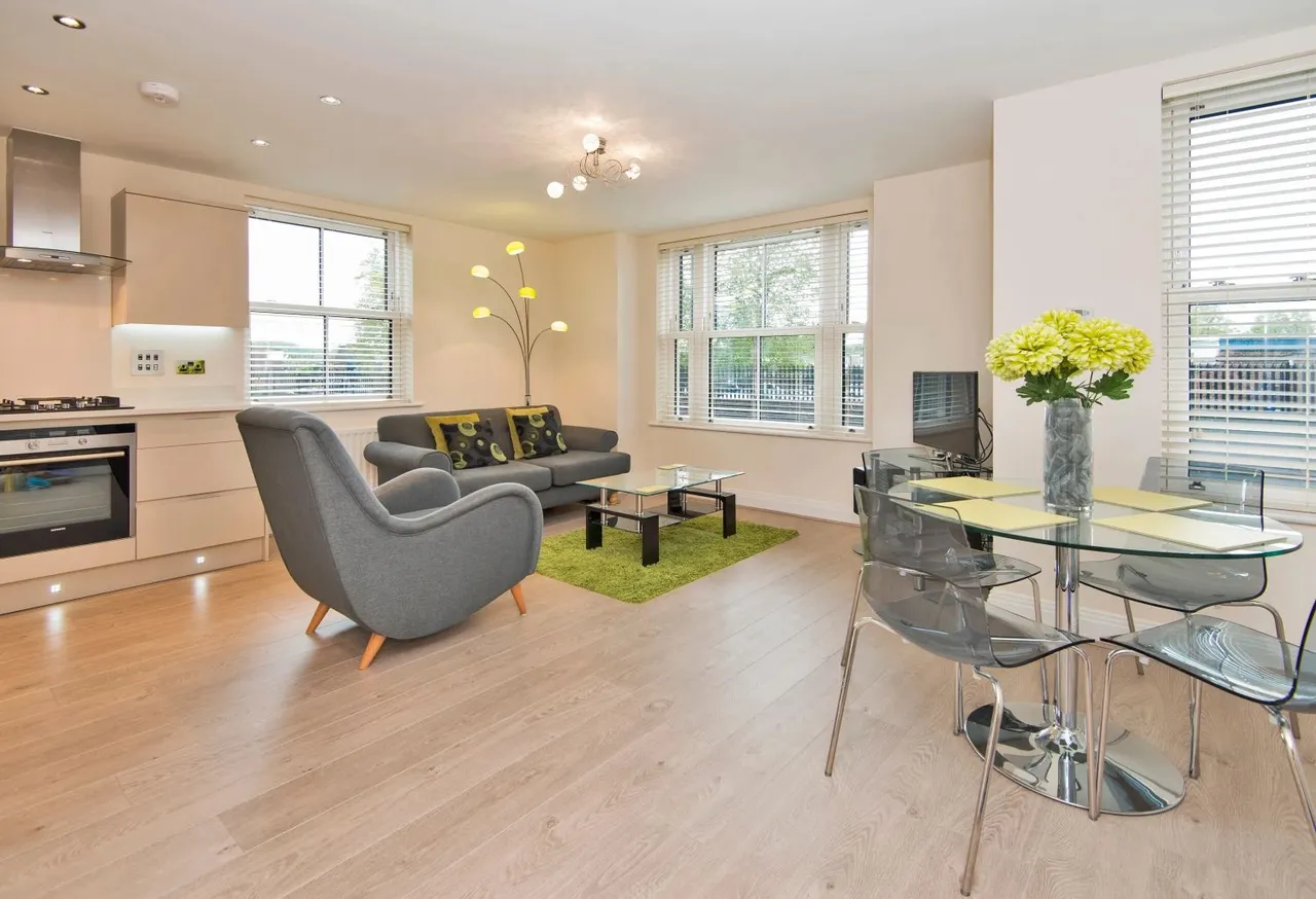 St. Leonards Road, Windsor, SL4, photo 3