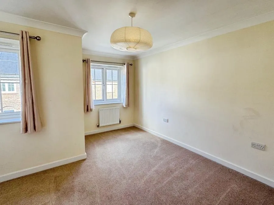 Addington Gardens, Woodley, RG5, photo 9