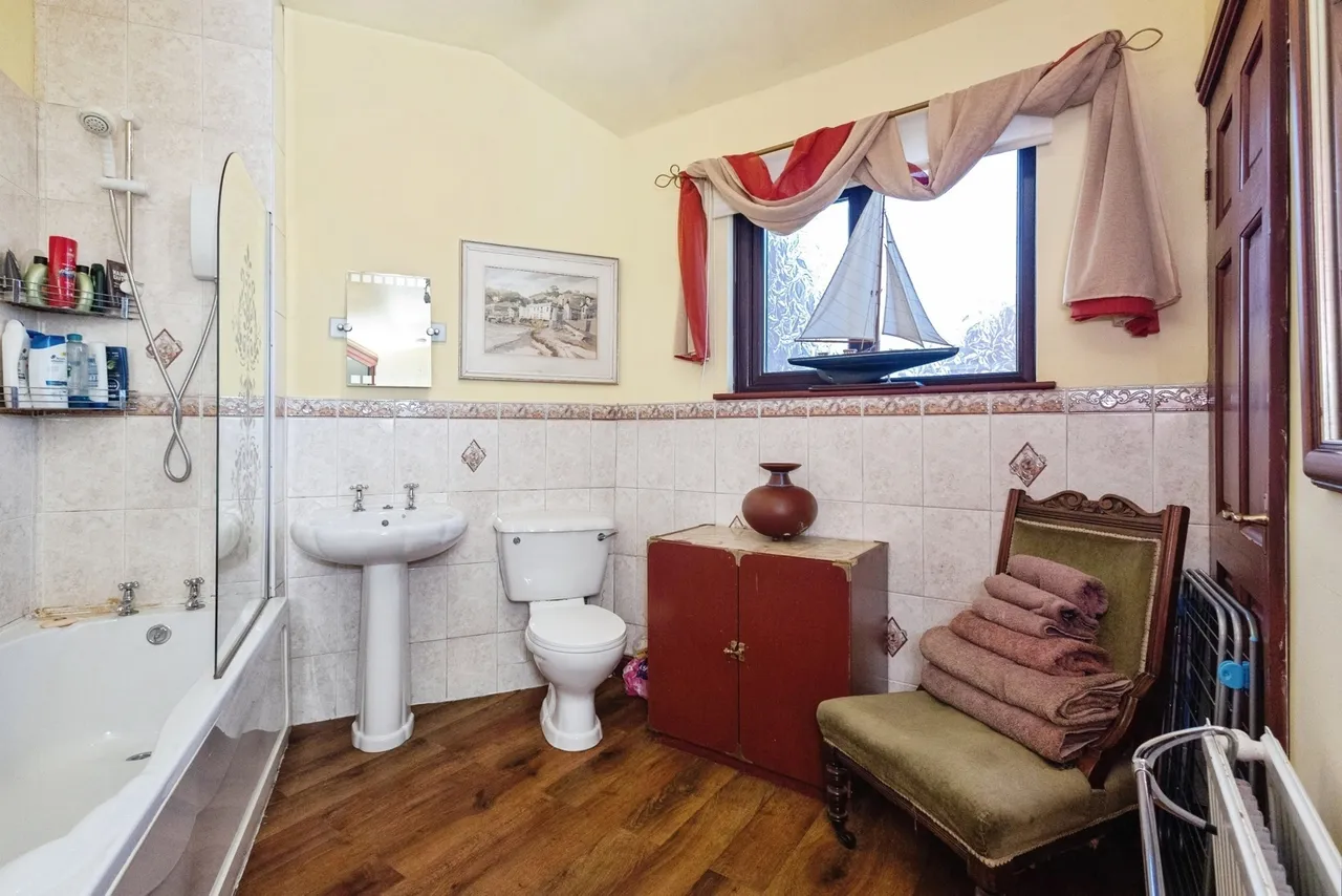 Dean Terrace, Parkbridge, Ashton-Under-Lyne, Greater Manchester, OL6, photo 15