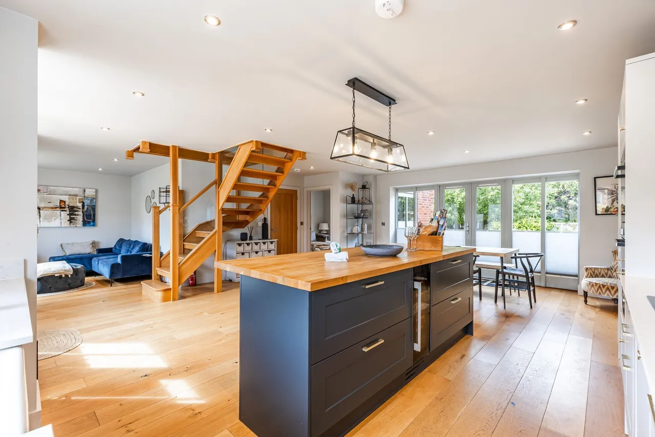 Beautiful Three Bedroom Home in Branc, photo 6