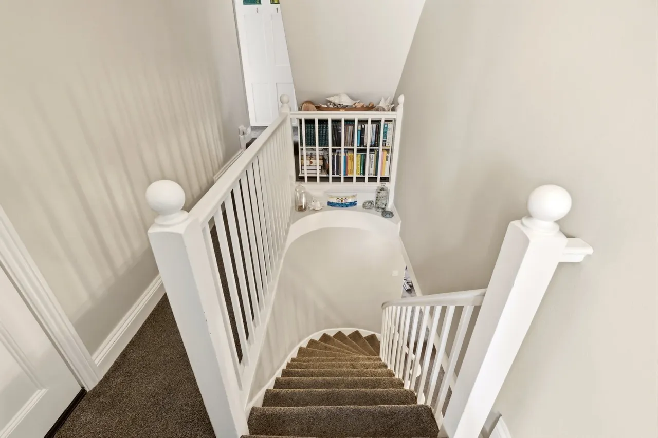 West Stockwell Street, Dutch Quarter, CO1, photo 25