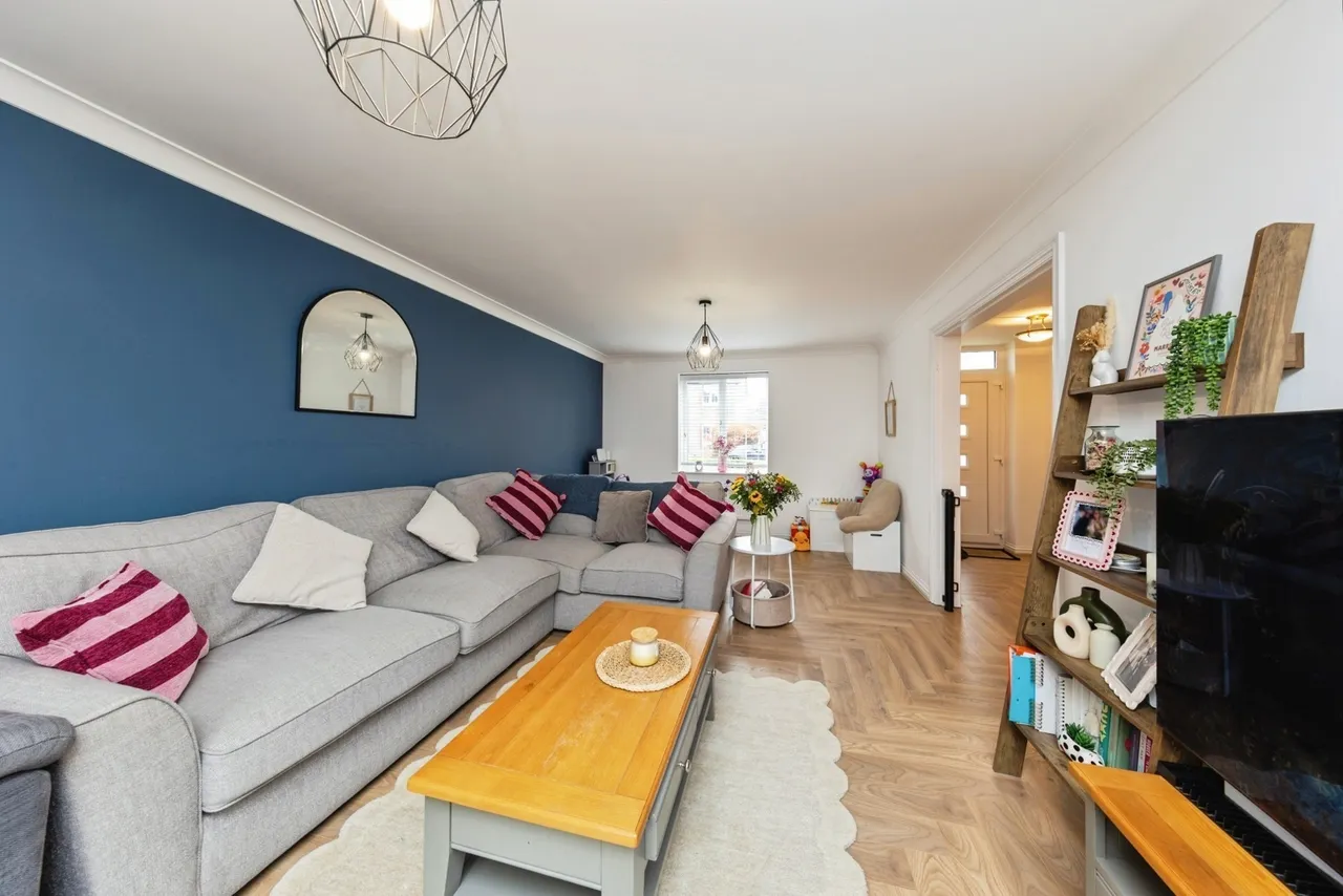 Trem Y Coleg, Carmarthen, SA31, photo 10