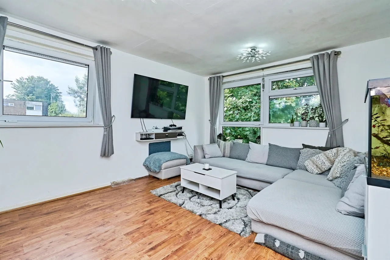 Rosehill Gardens, Willenhall, WV13, photo 4