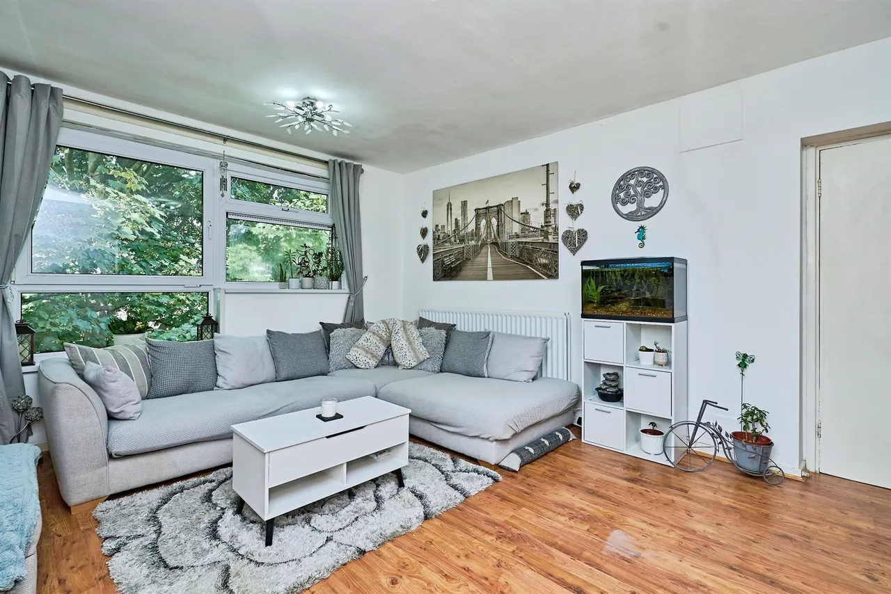 Rosehill Gardens, Willenhall, WV13, photo 3