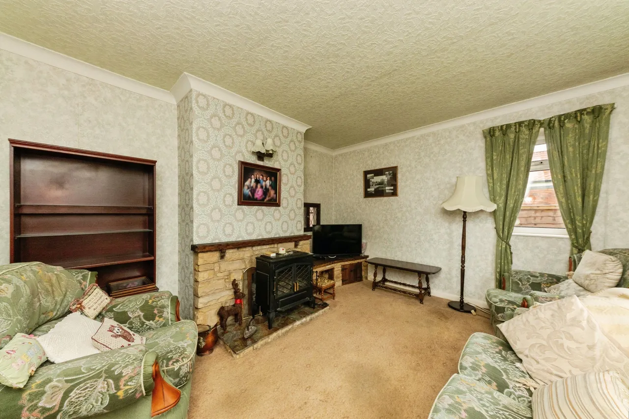 Ings Road, Kirton In Lindsey, DN21, photo 3