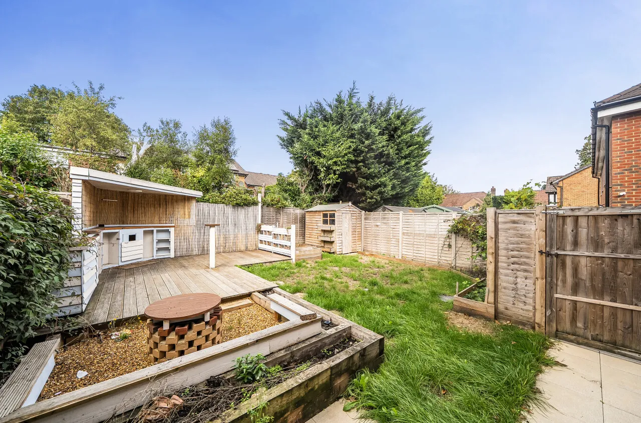 West End Road, West End, SO18, photo 21