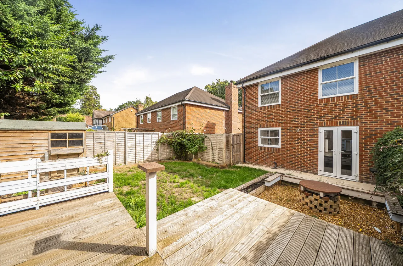 West End Road, West End, SO18, photo 17