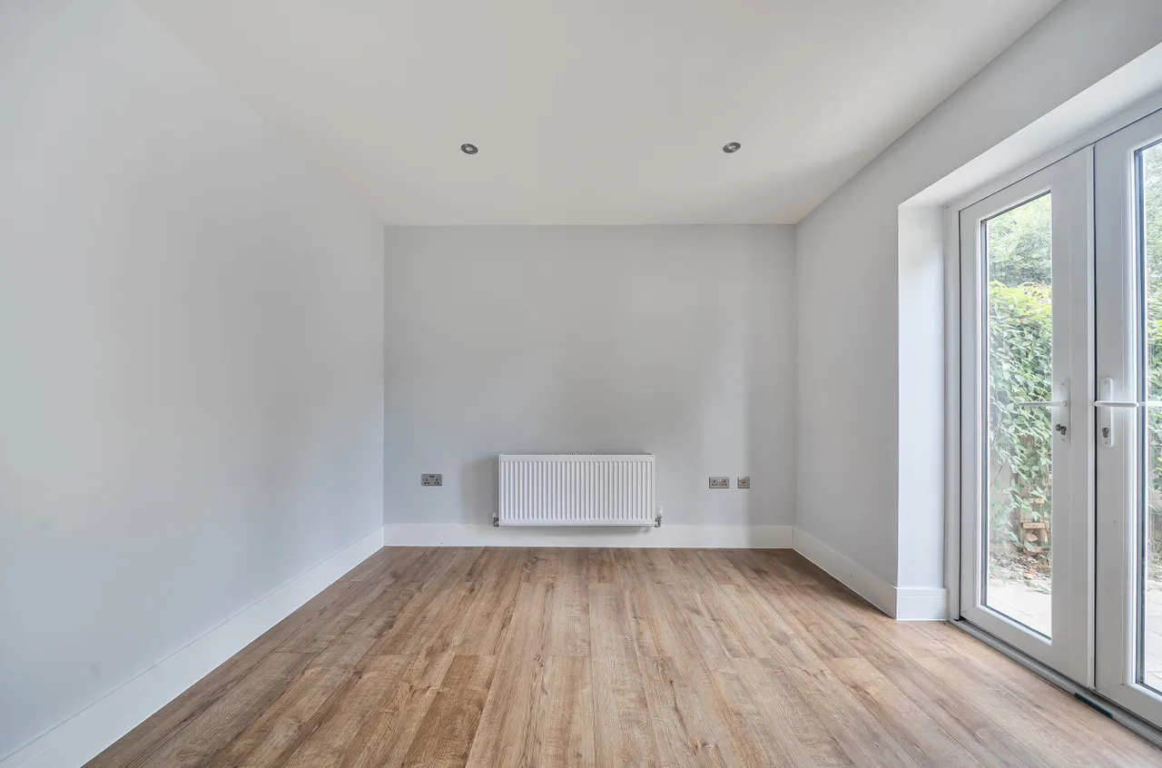 West End Road, West End, SO18, photo 6