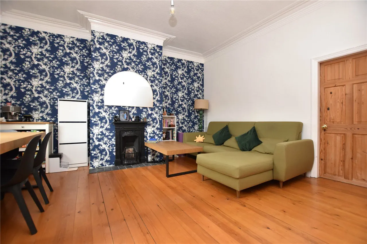 Bruntcliffe Lane, Morley, LS27, photo 3