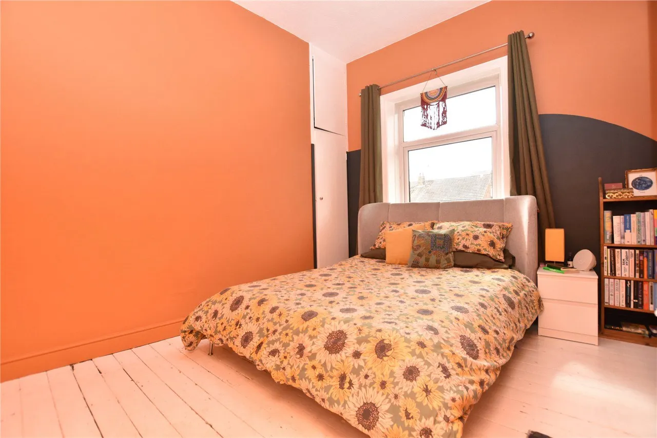 Bruntcliffe Lane, Morley, LS27, photo 7