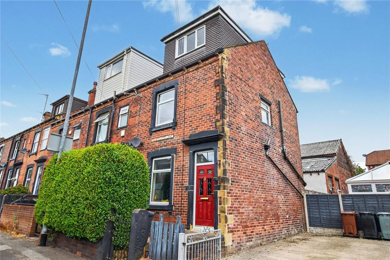 4 bed house for sale, Bruntcliffe Lane, Morley, LS27