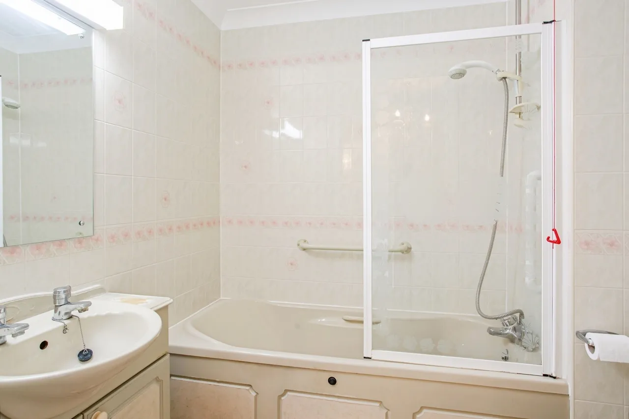 Station Road, Thorpe Bay, Essex, SS1, photo 6