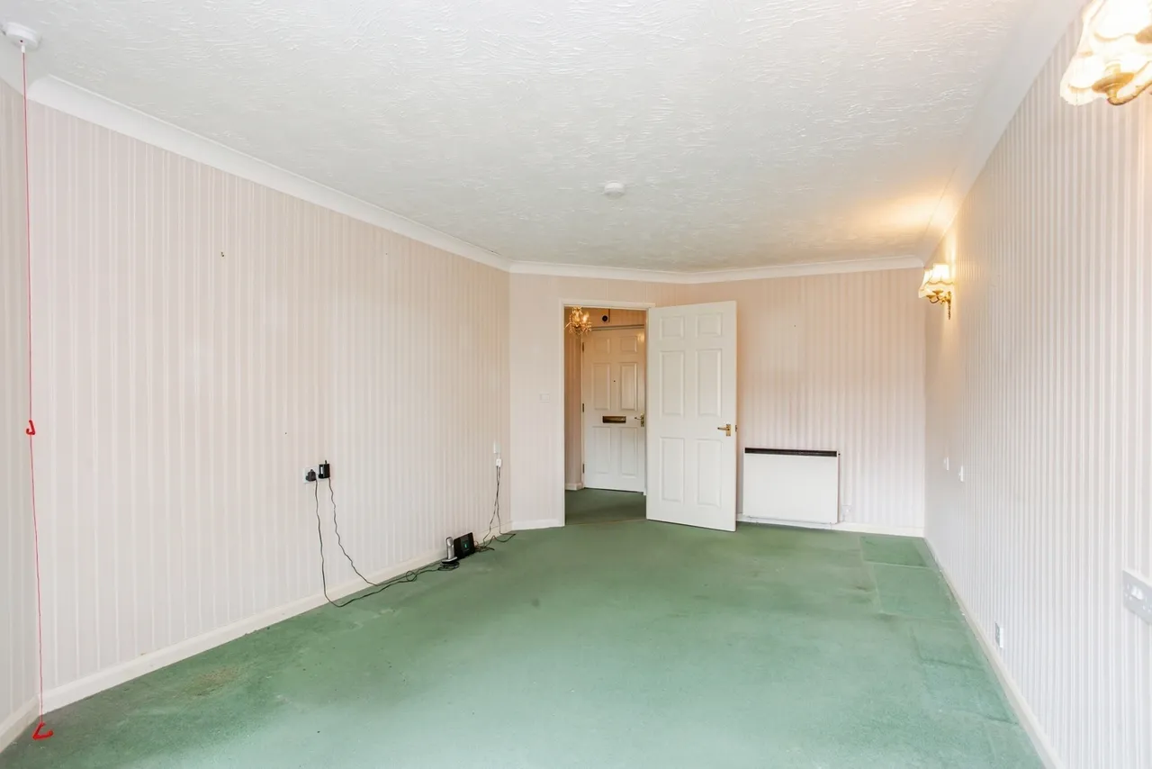 Station Road, Thorpe Bay, Essex, SS1, photo 12