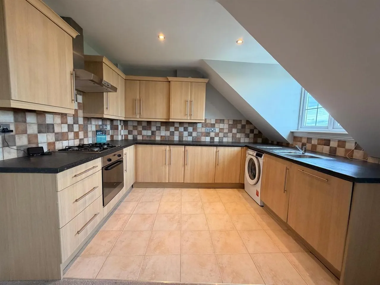Evesham Road, Redditch, photo 2