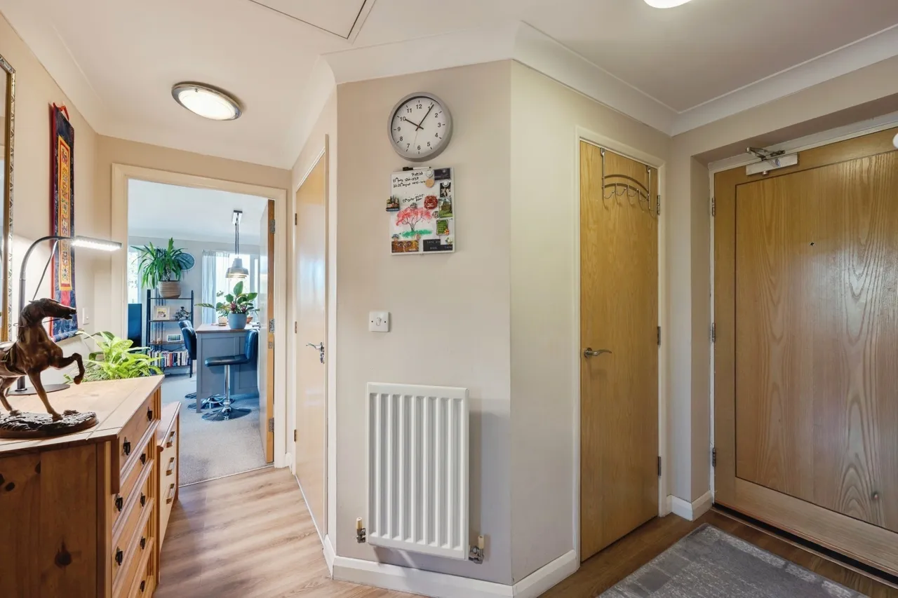 Buffers Lane, Leatherhead, KT22, photo 5