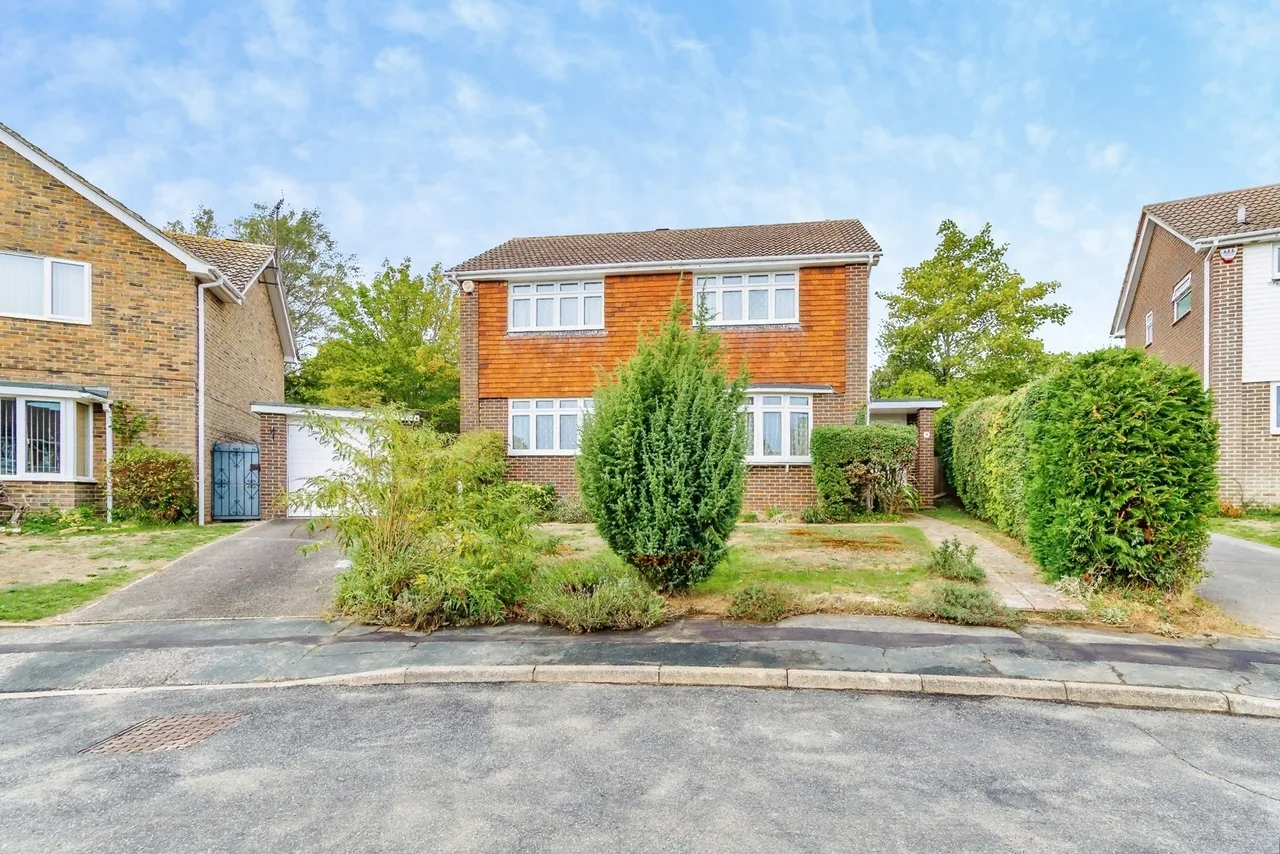 St. Marys Close, Pulborough, RH20, photo 8