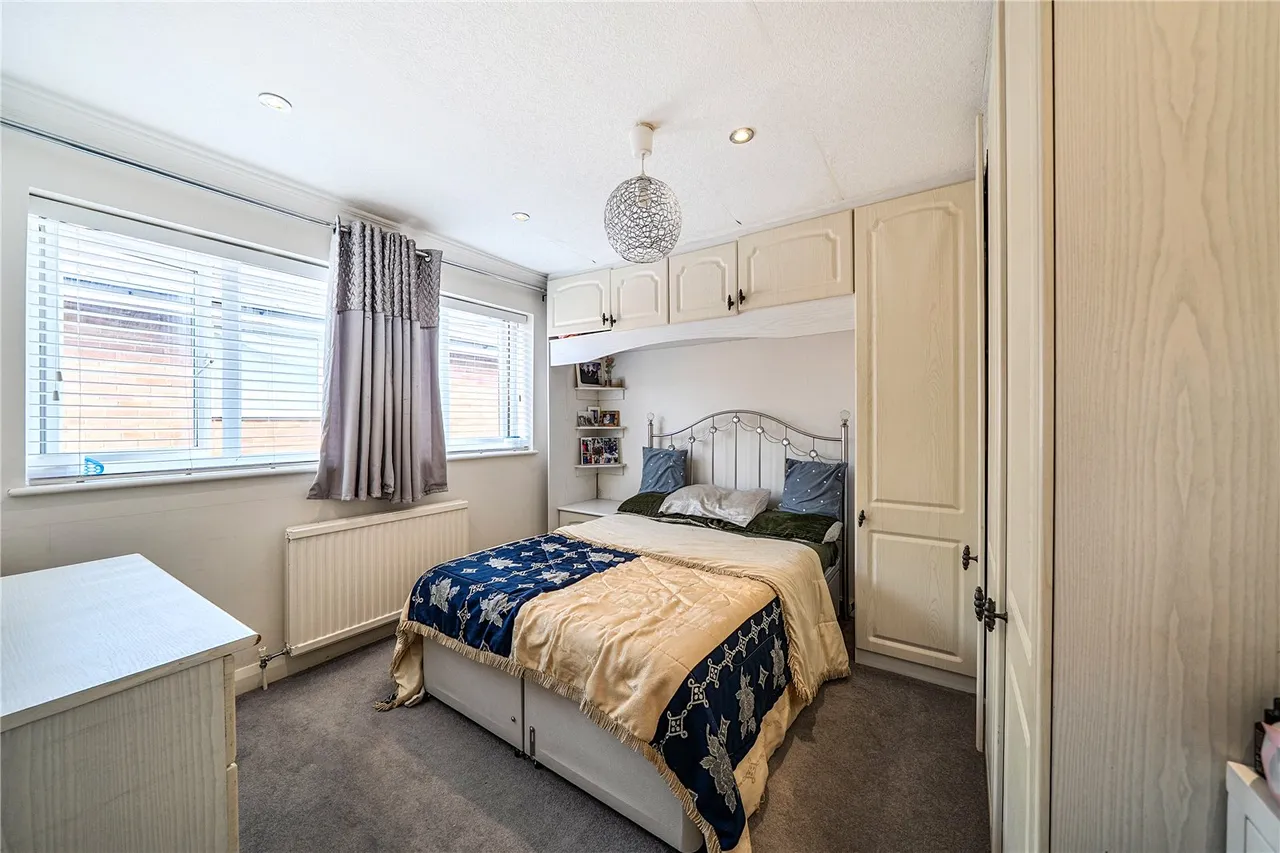Brookdene Drive, Northwood, HA6, photo 14