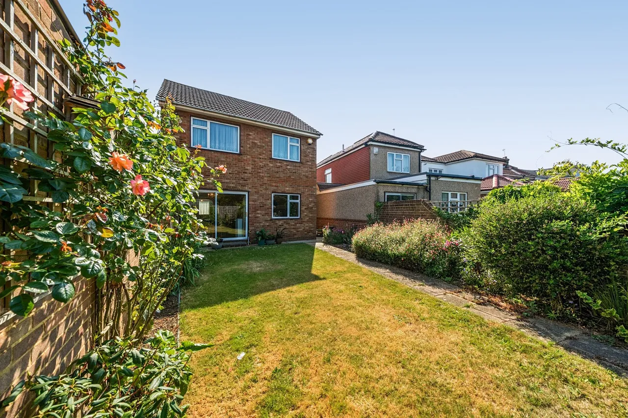 Sheldon Road, DA7, photo 25
