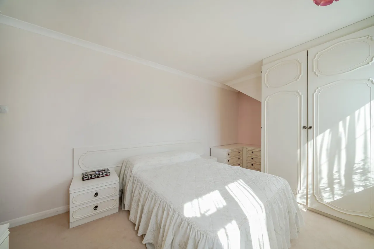 Sheldon Road, DA7, photo 20