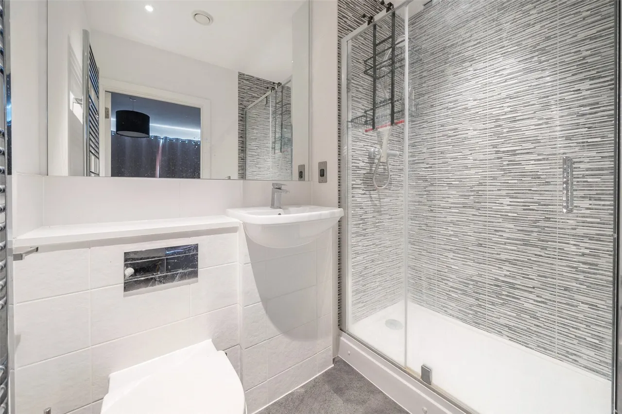 Rolfe Terrace, SE18, photo 15