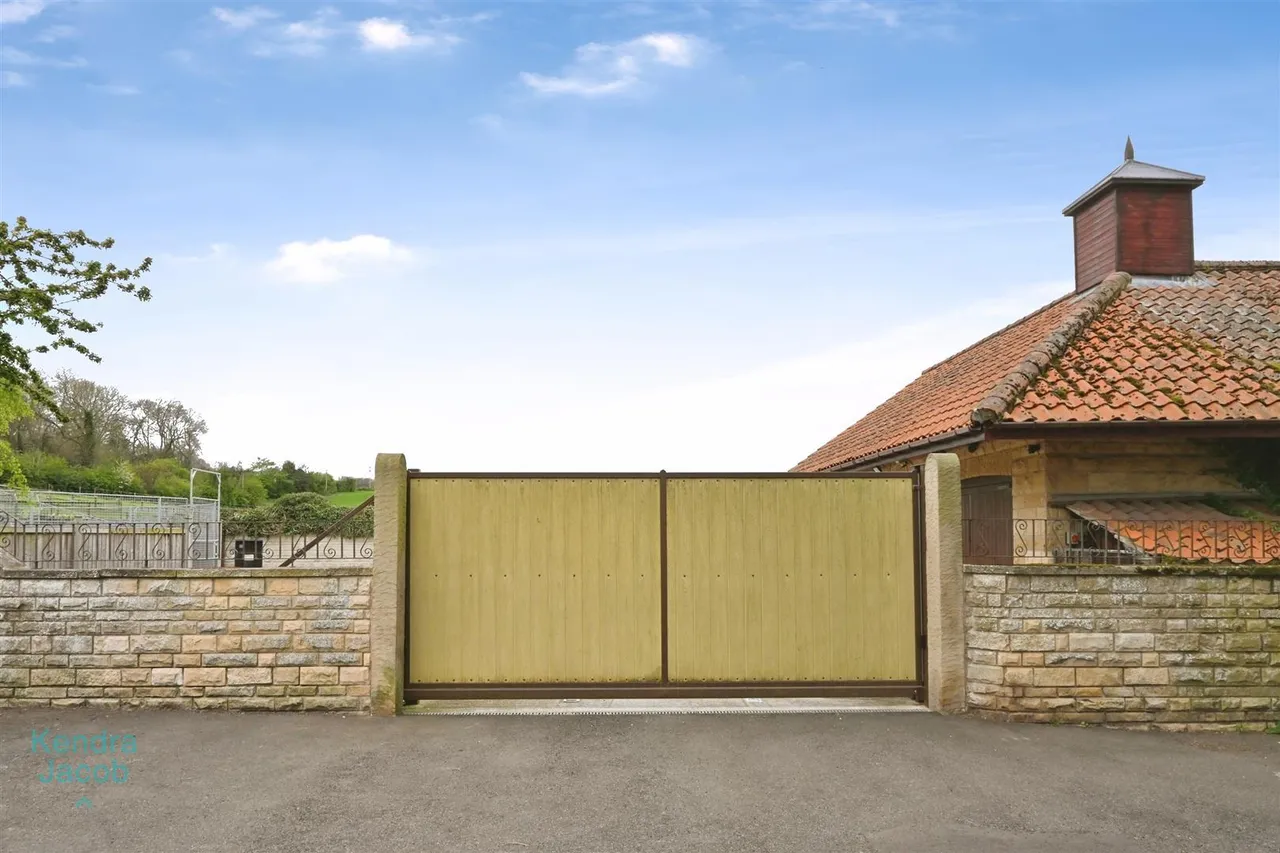 Lindrick Road, Woodsetts, photo 20