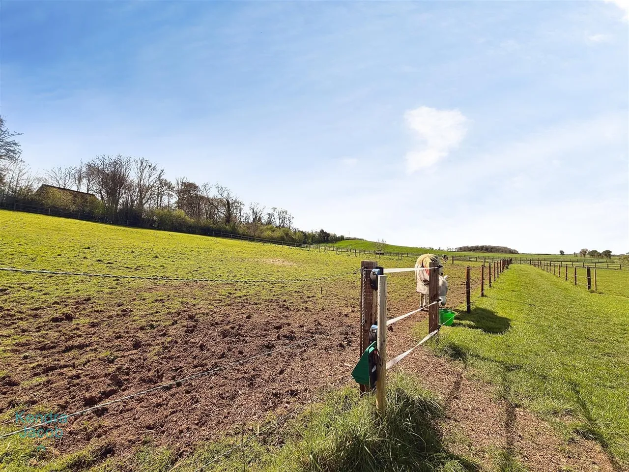 Lindrick Road, Woodsetts, photo 25