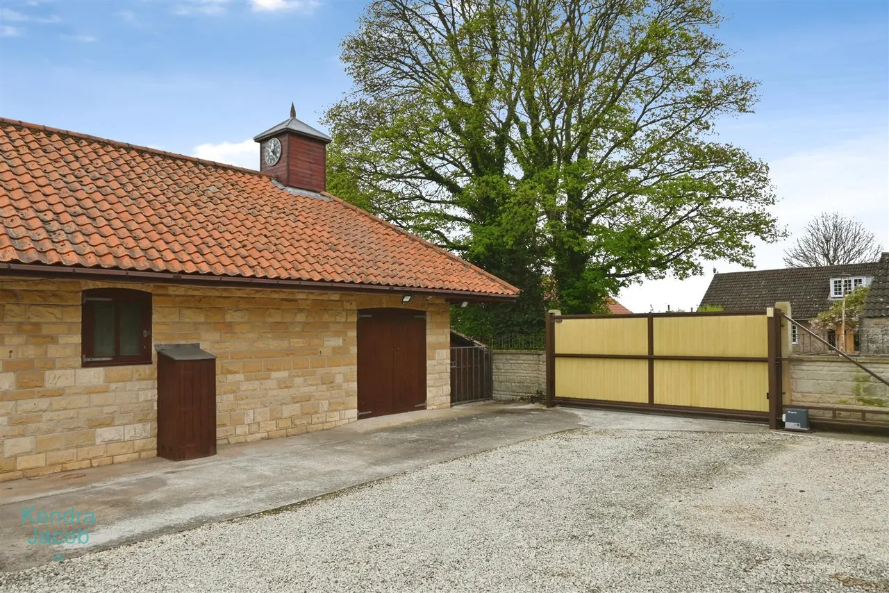 Lindrick Road, Woodsetts, photo 19